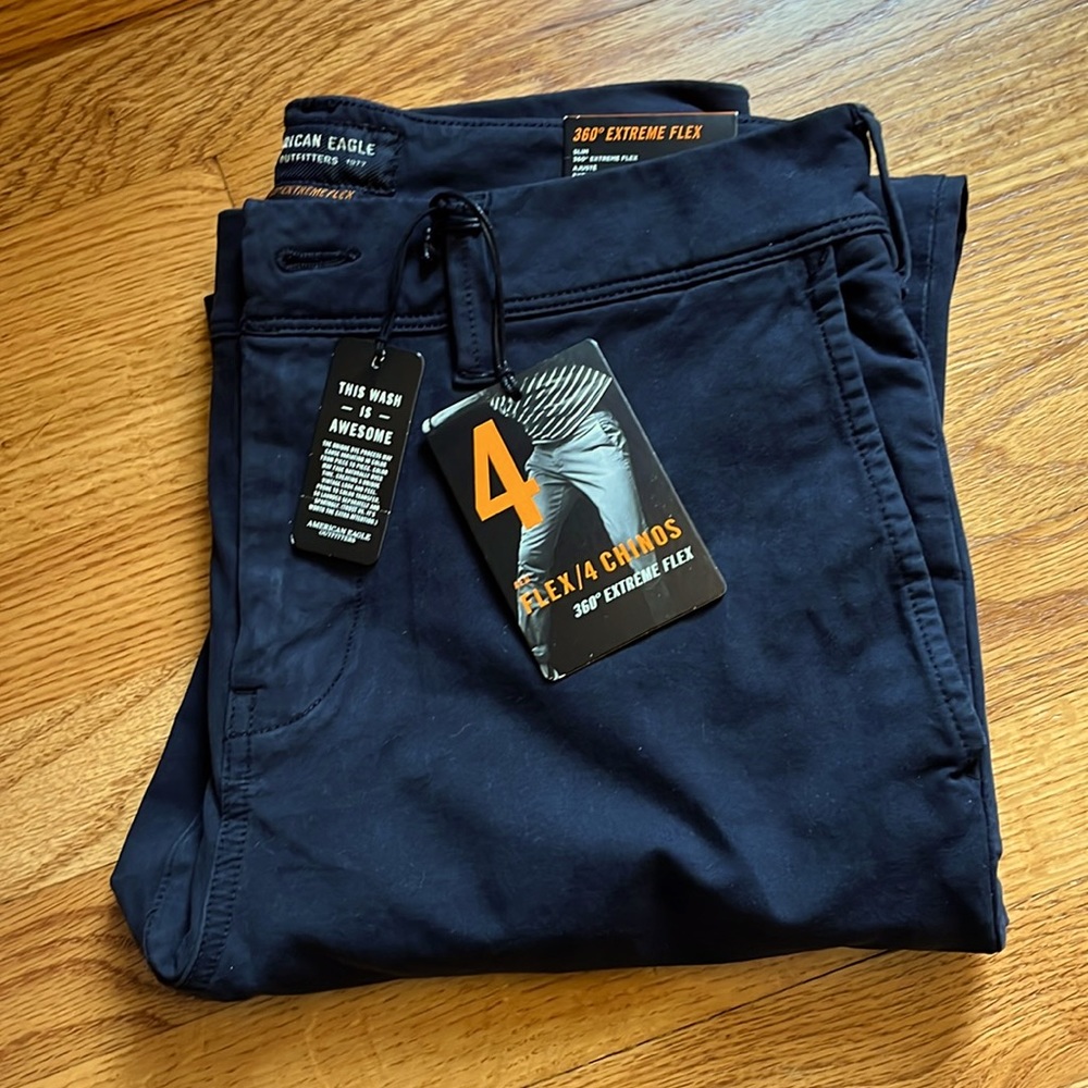 NWT Mens American Eagle Slim 29/32 Navy Chinos